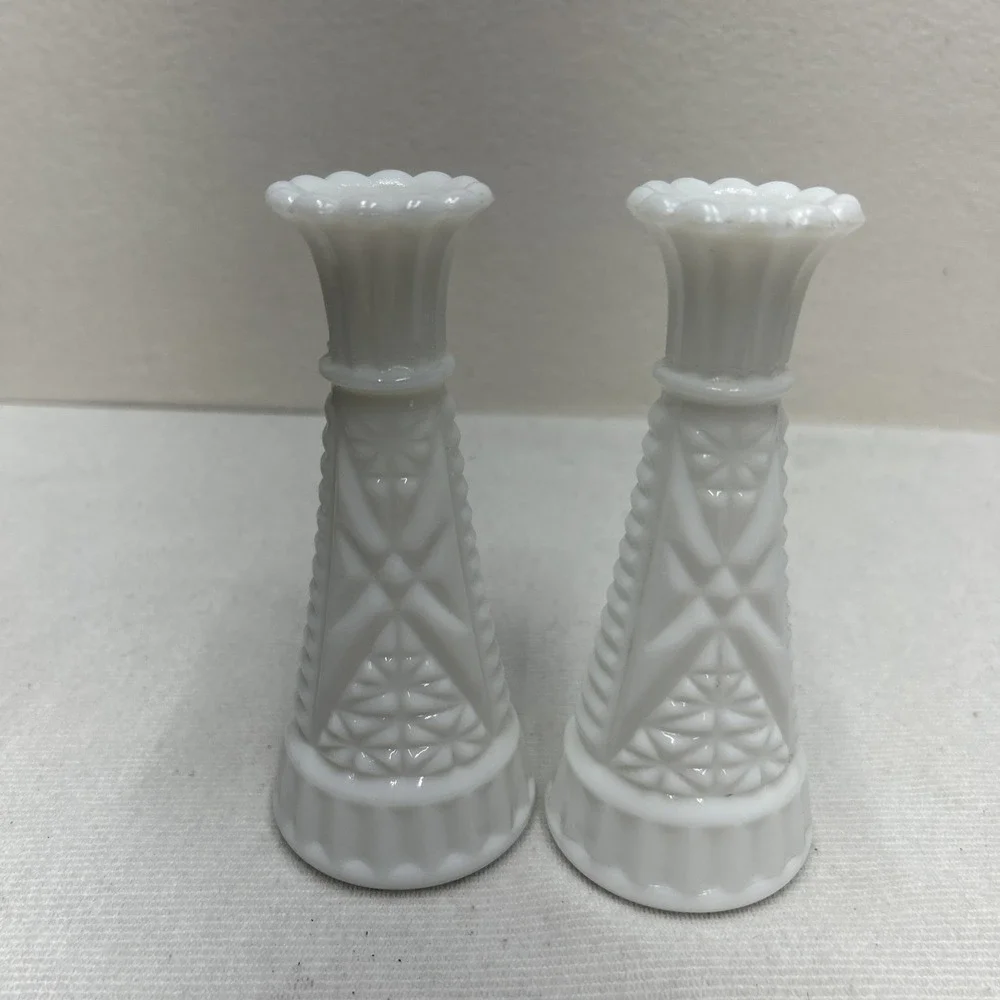 2 Vintage White Milk Glass Stars and Bars Flower Bud Vase 6